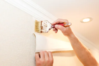 Pose de papier peint à Bec-de-Mortagne — revêtements muraux et toiles de verre